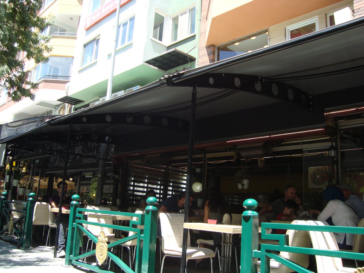 Arka Bahçe Cafe